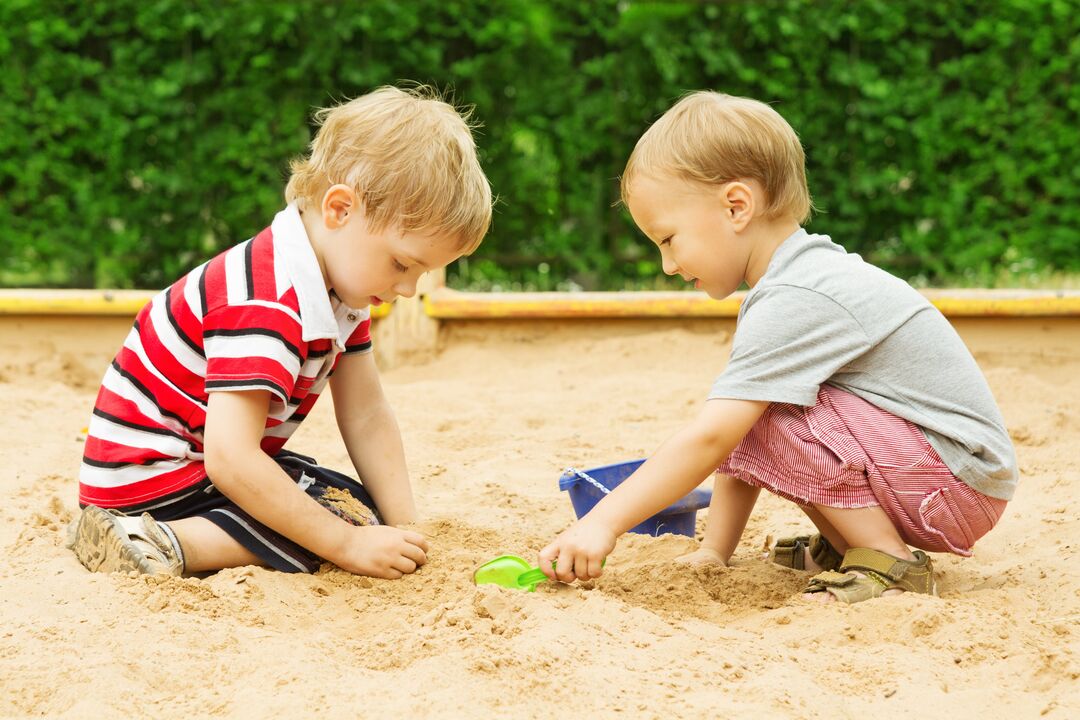 Children become infected with worms in the sandpit